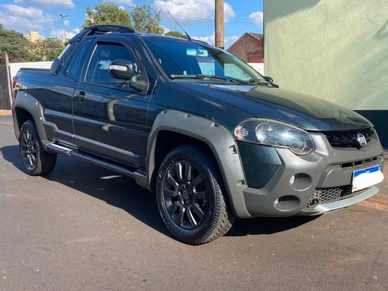 FIAT STRADA 1.8 MPI ADVENTURE CE 16V FLEX 2P MANUAL FIAT STRADA 1.8 MPI ADVENTURE CE 16V FLEX 2P MANUAL